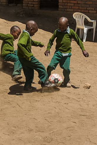 Bollspel Gracious School - Arusha - Tanzania